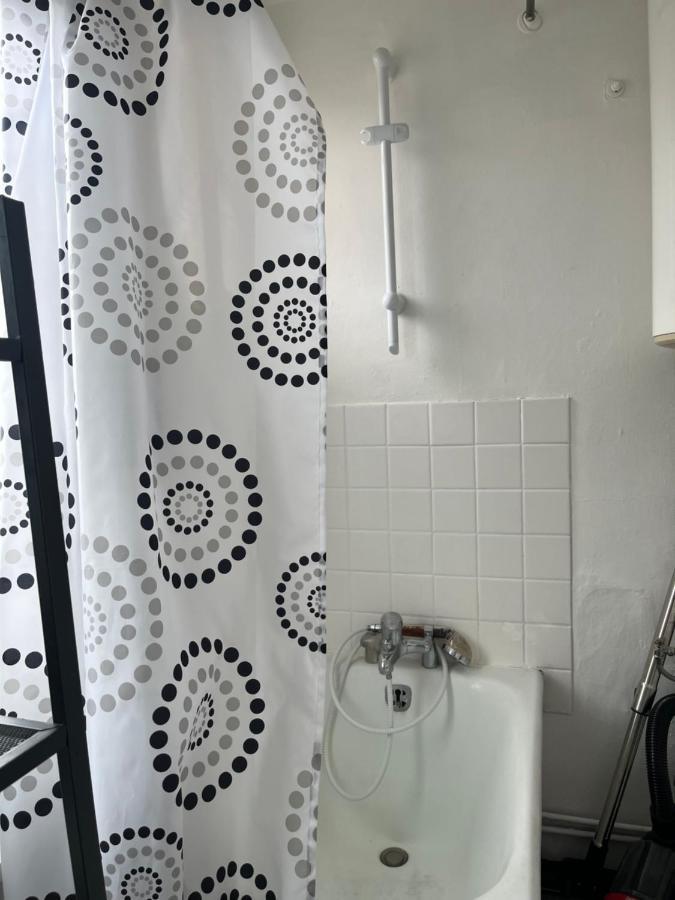Апартаменты Studio Rue Cachin Онфлёр Экстерьер фото